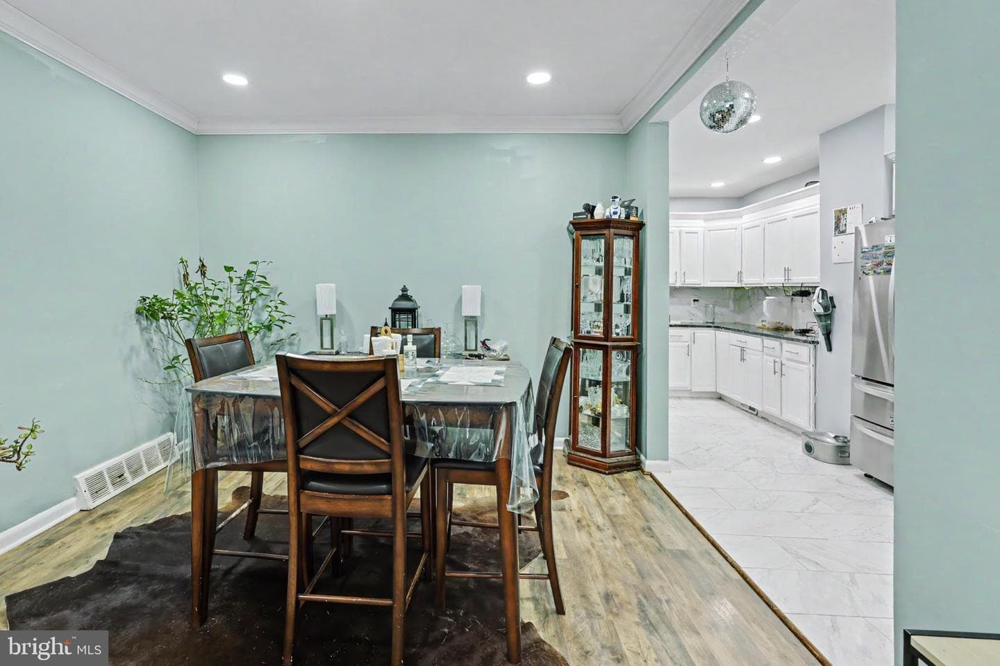 410 S 7th Street photo 9