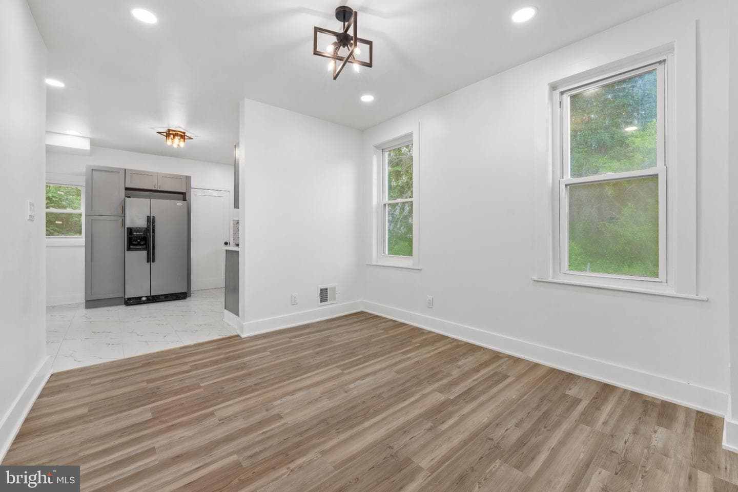 236 Mill Street photo 9