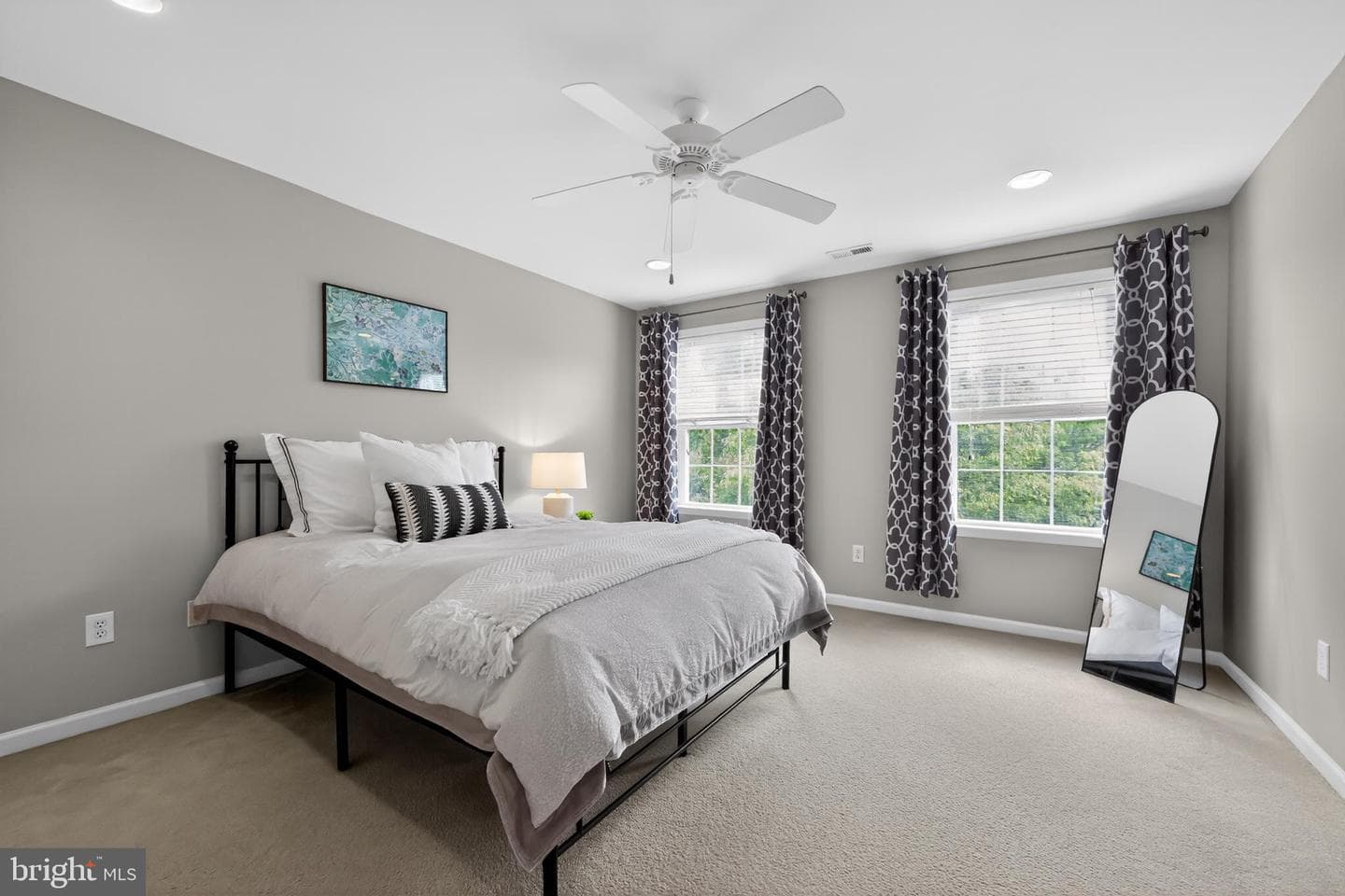 15 Newberry Court photo 24