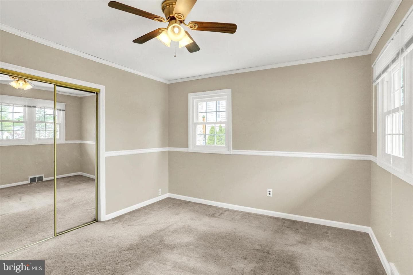 700 Trimble Boulevard photo 18