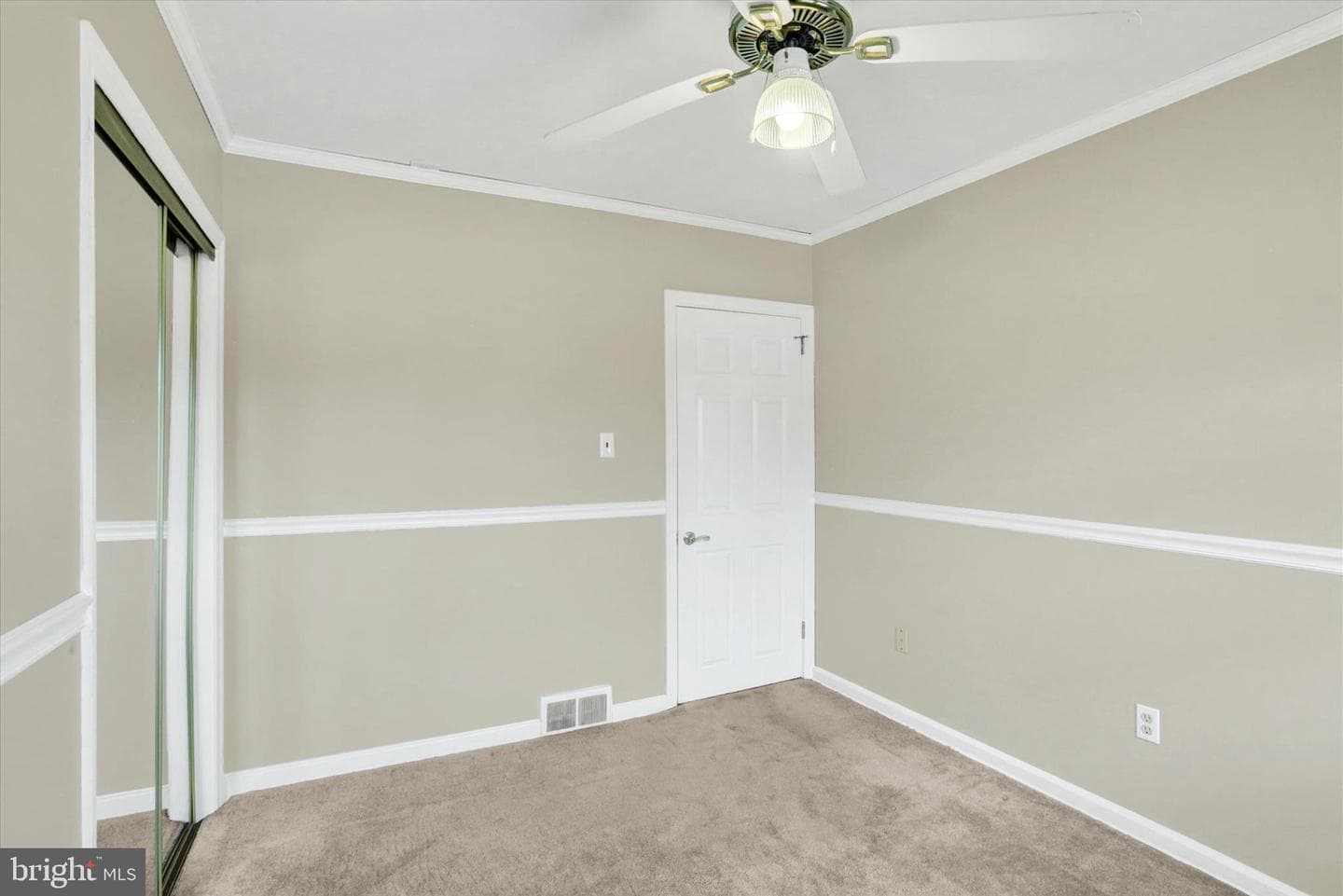 700 Trimble Boulevard photo 23
