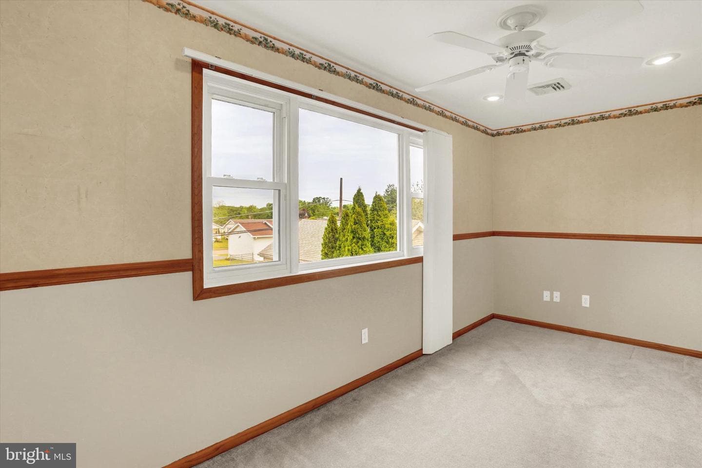 700 Trimble Boulevard photo 36