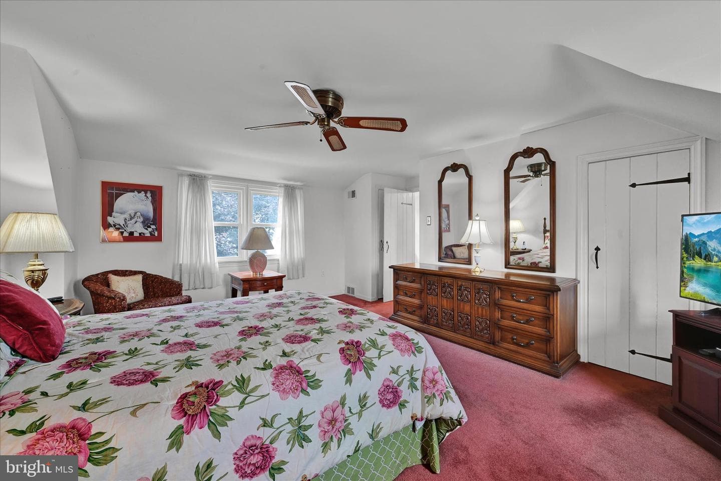 526 Argyle Road photo 22