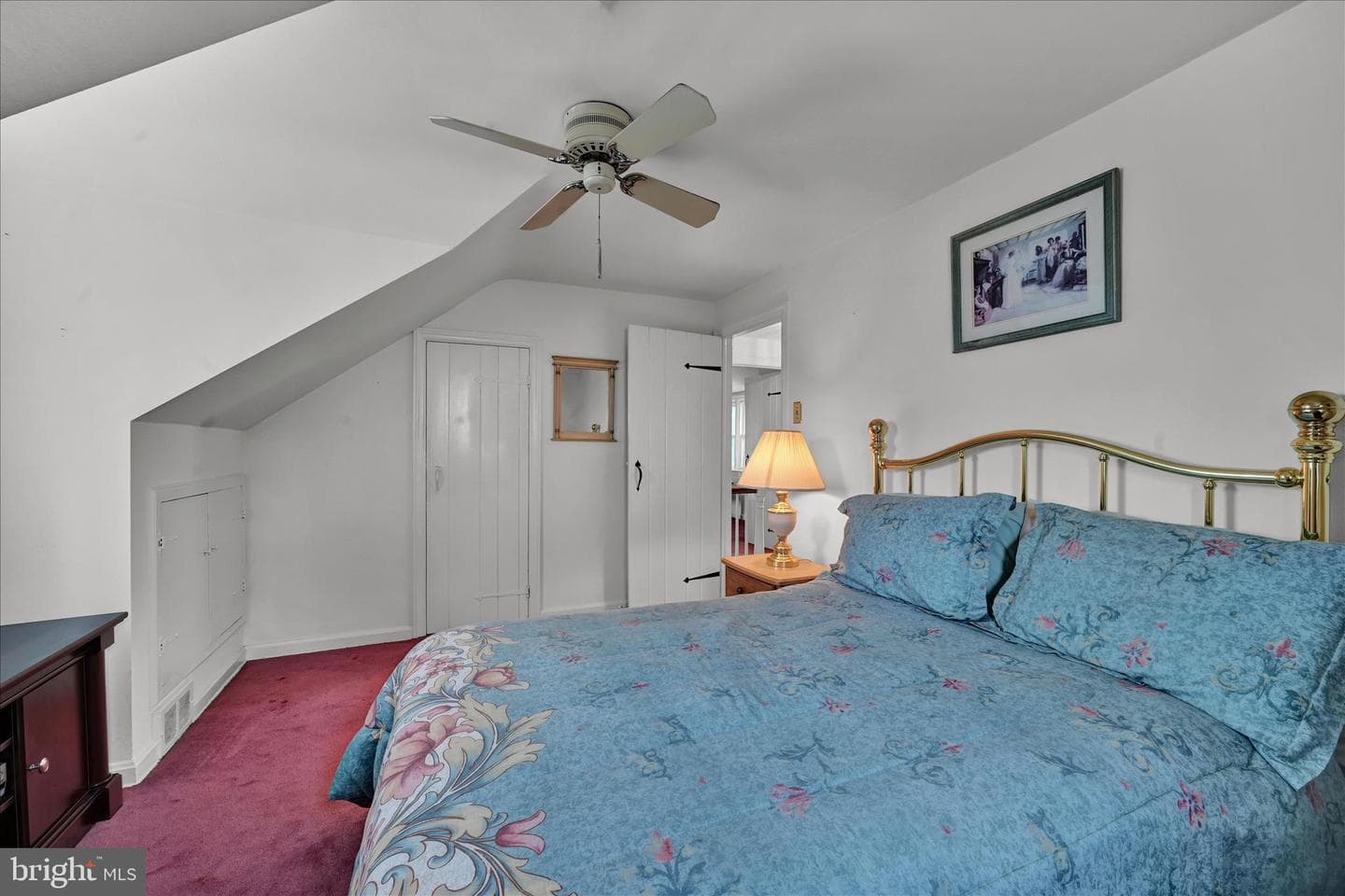 526 Argyle Road photo 24
