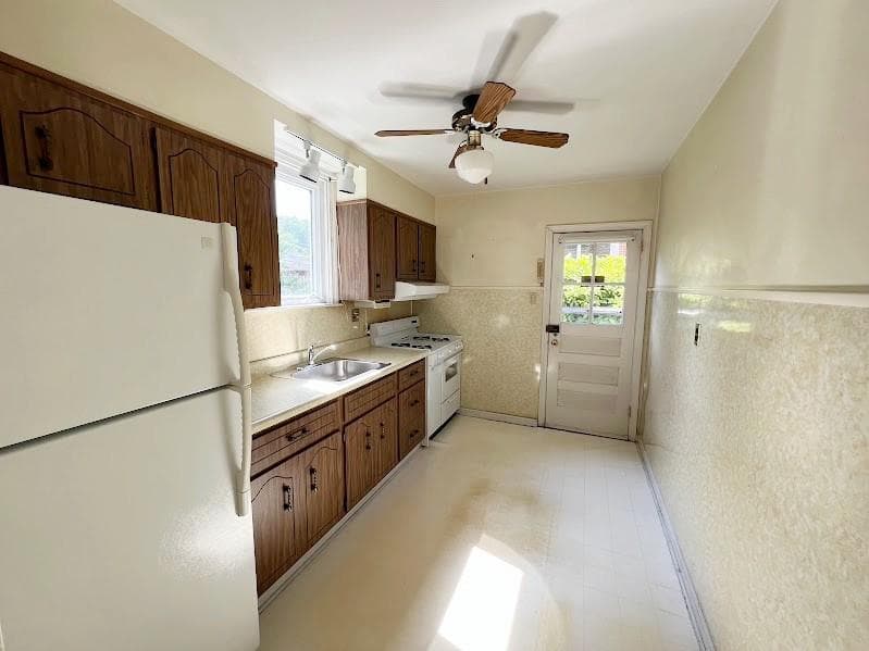 310 Edgemore Road photo 10