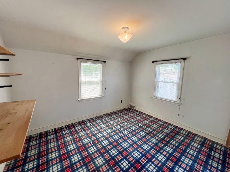 310 Edgemore Road photo 17