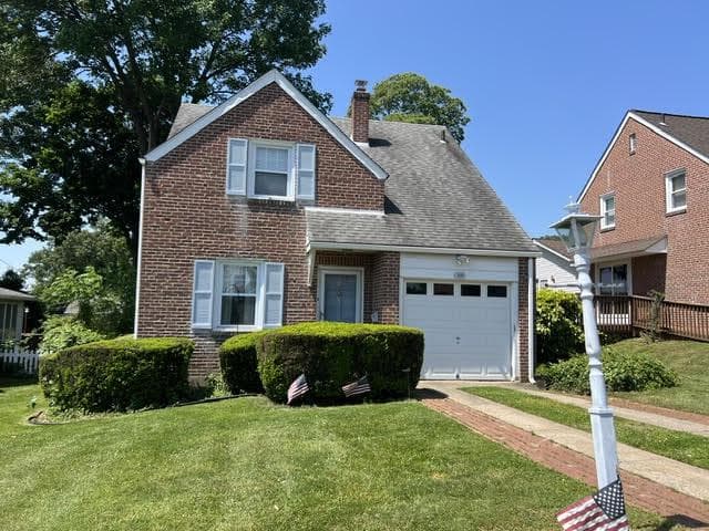 310 Edgemore Road photo 2