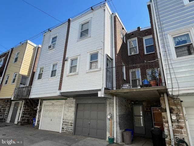 207 Huntley Road photo 1