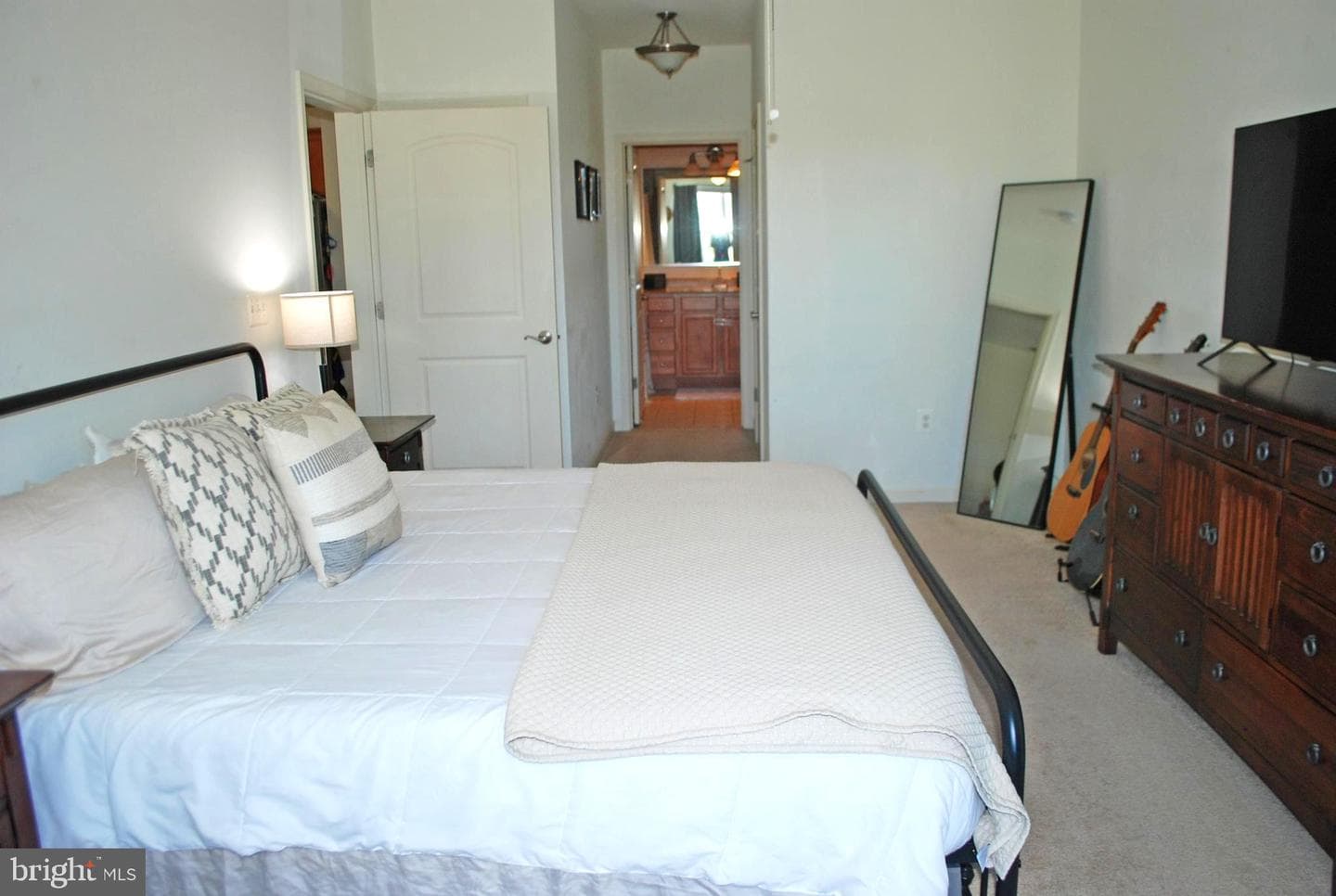 6204 Lydia Hollow Drive photo 12