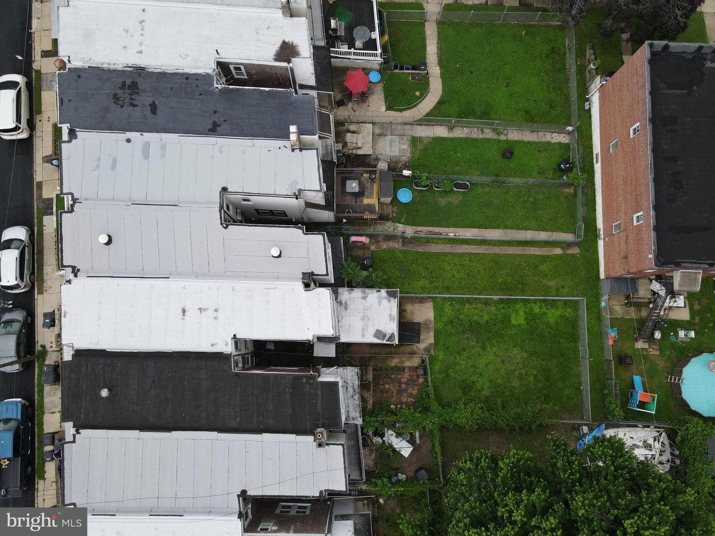 1110 E 11th Street photo 17