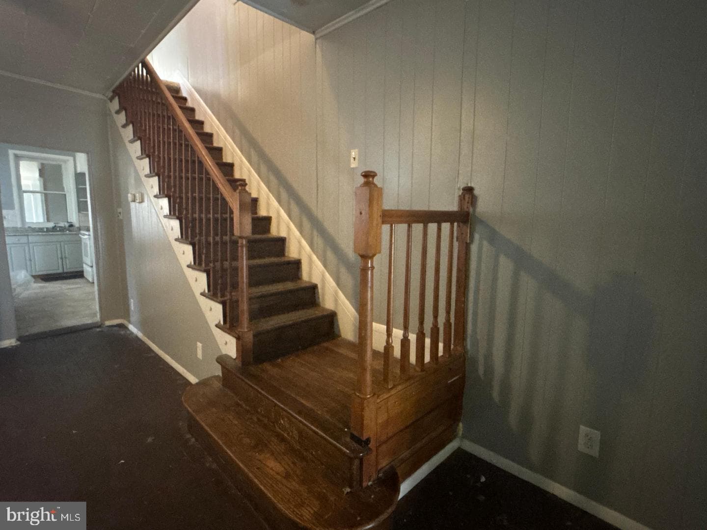 1115 E 11th Street photo 5