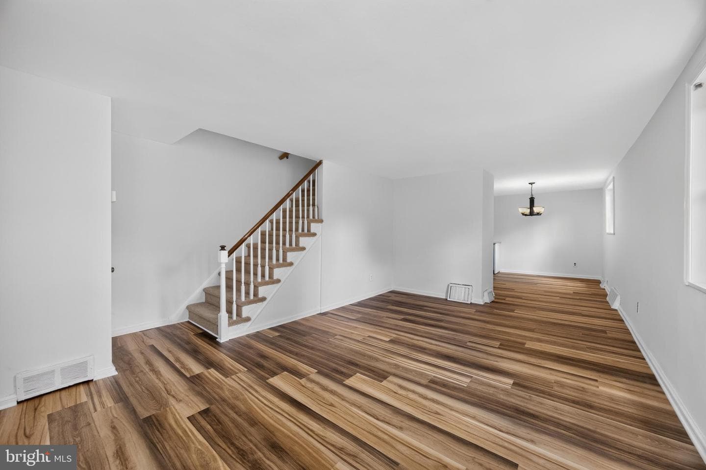 801 Taylor Drive photo 4