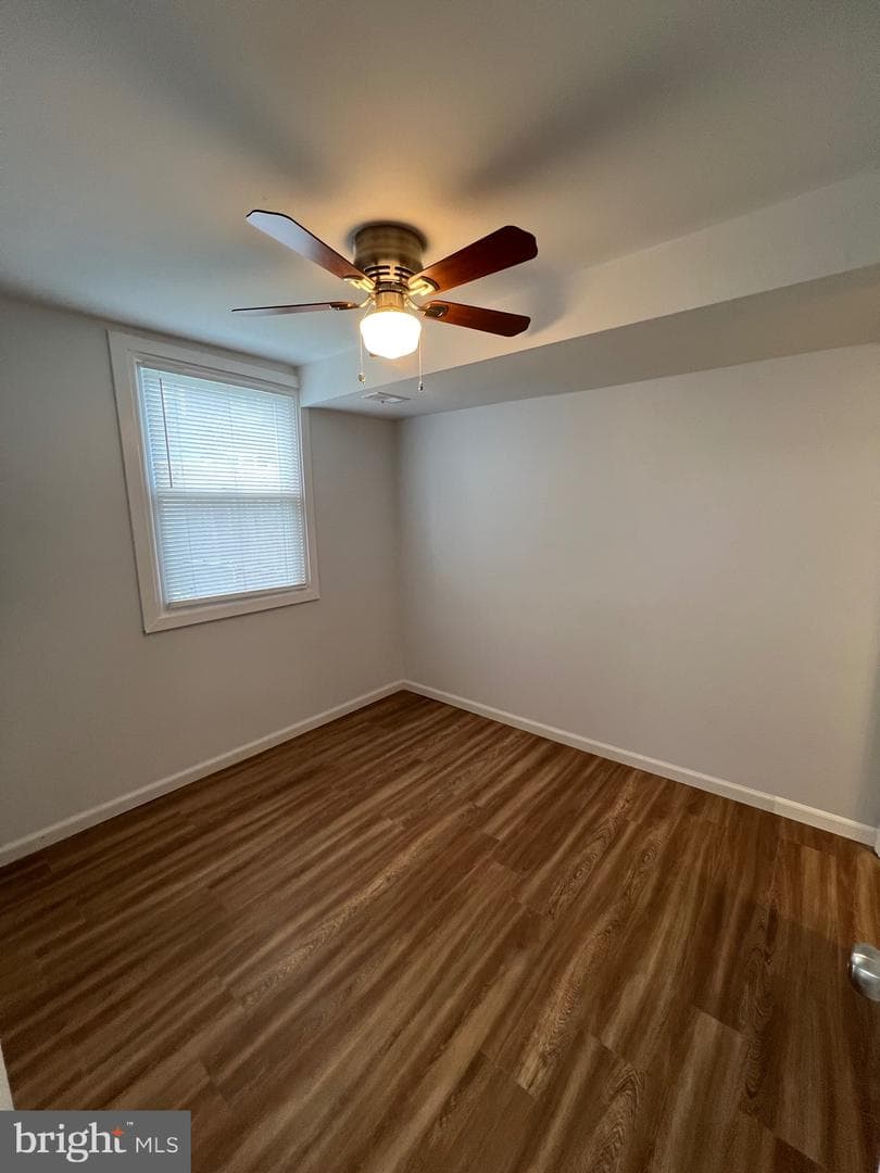 135 Ervin Avenue photo 30