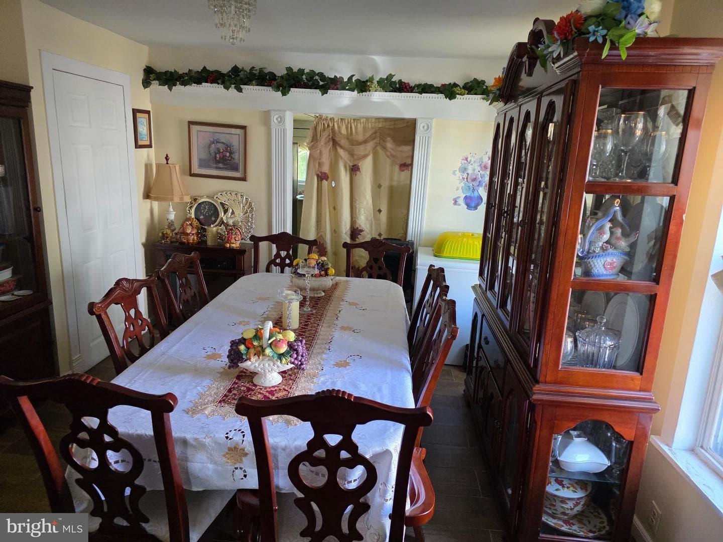 1142 Chestnut Street photo 6