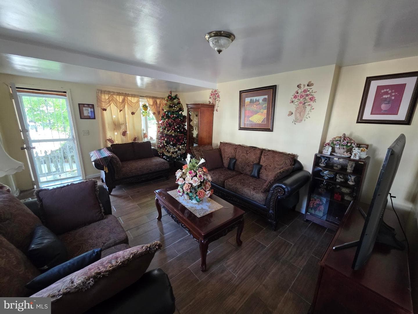1142 Chestnut Street photo 8