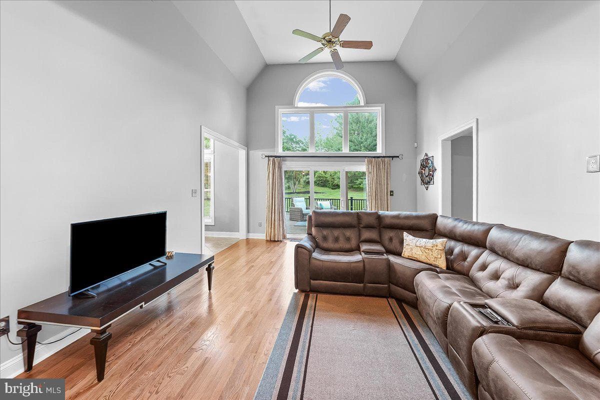 51 Ridings Way photo 29