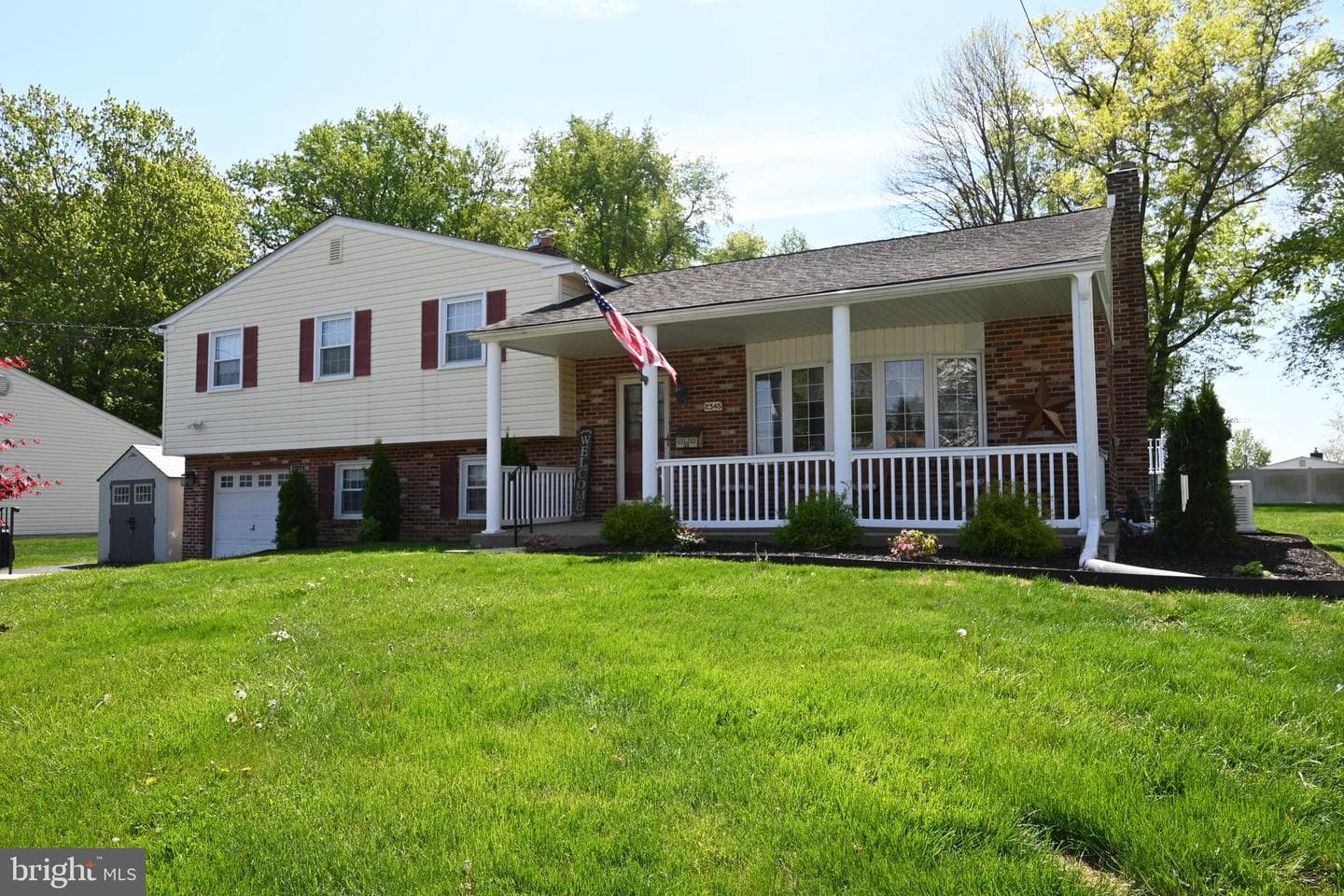2345 Crestview Lane photo 1