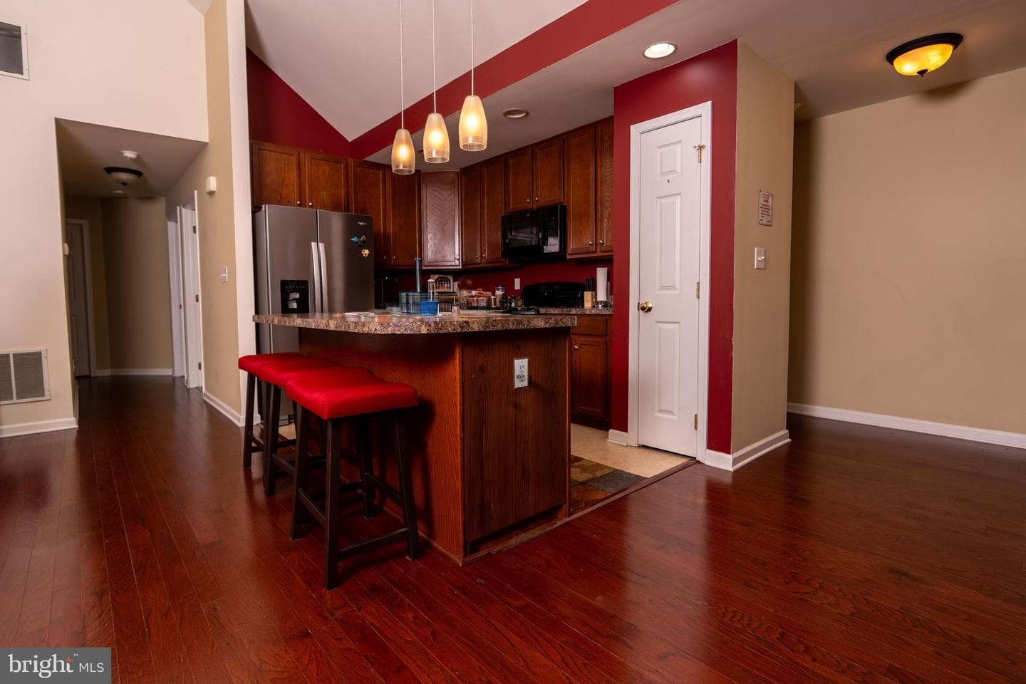 14 - B Hillview Circle photo 11