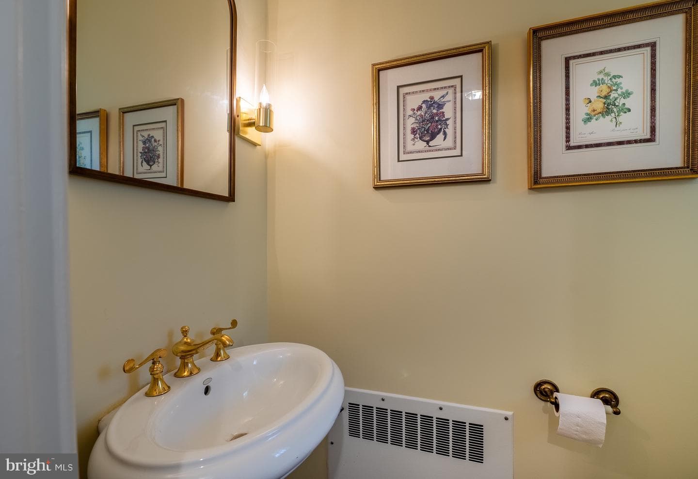 105 Stratford Road photo 18