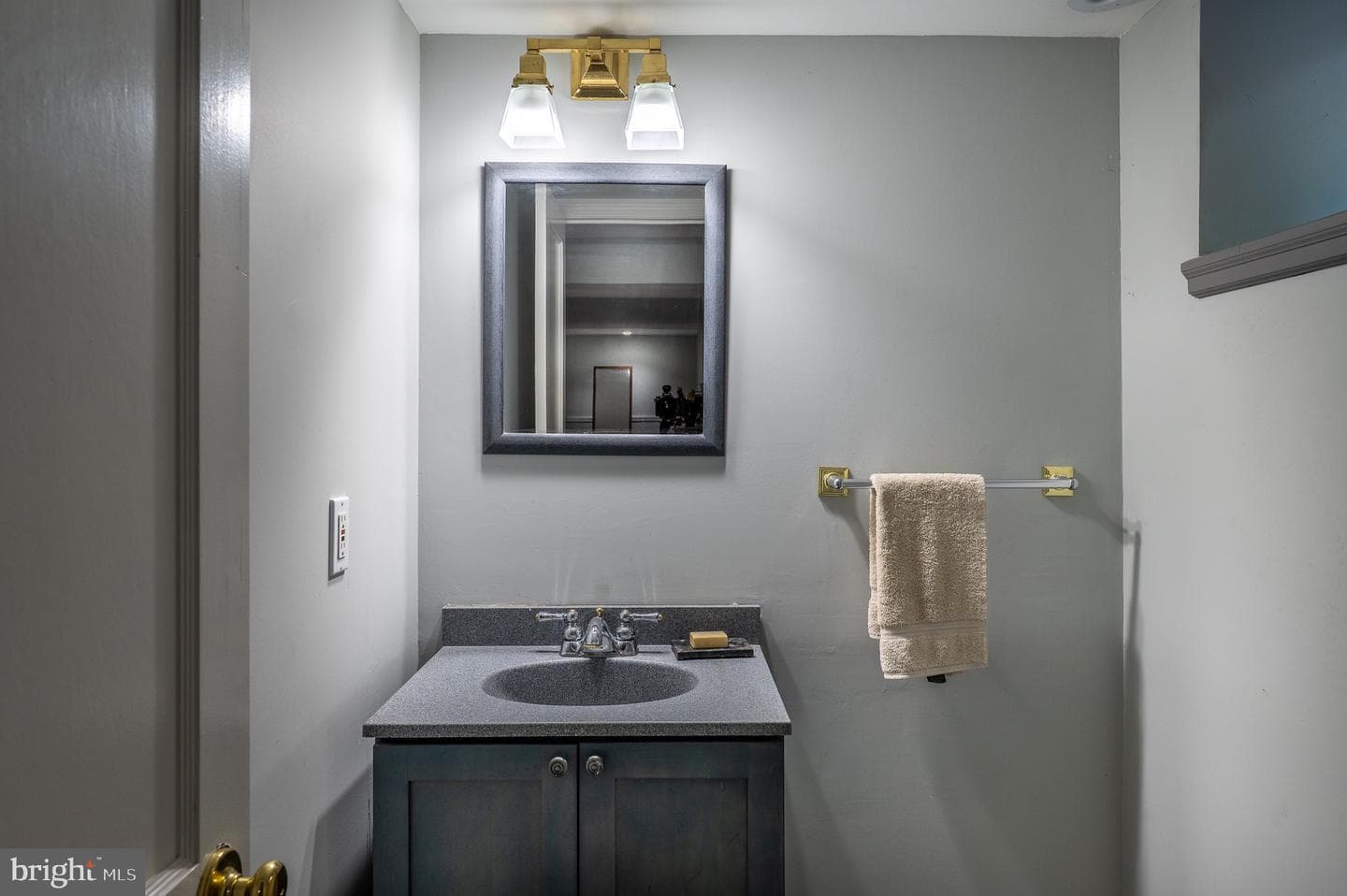 105 Stratford Road photo 33