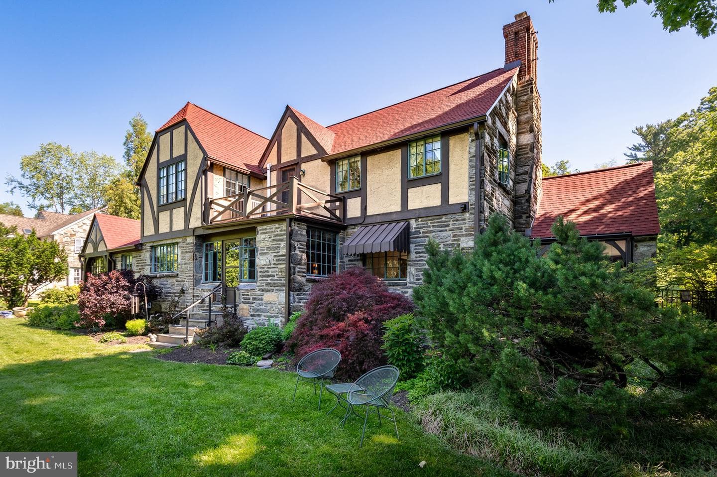 105 Stratford Road photo 35