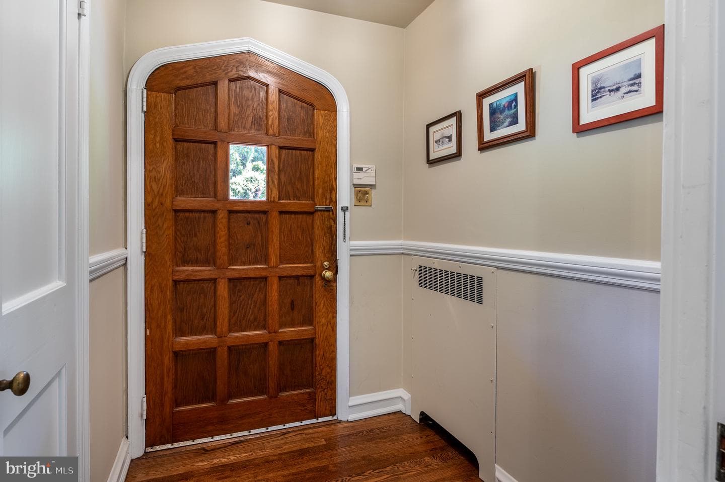 105 Stratford Road photo 9