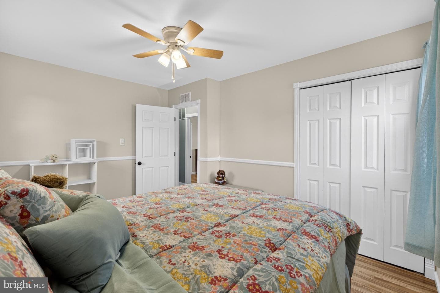 3560 Edgewater Lane photo 28