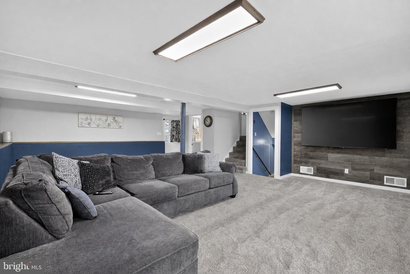 3560 Edgewater Lane photo 40