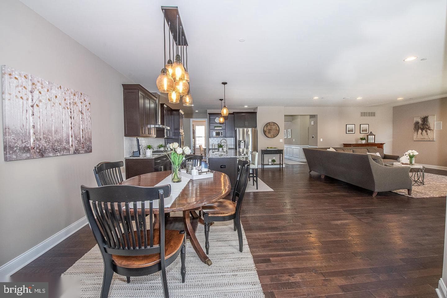 3704 Liseter Gardens photo 13