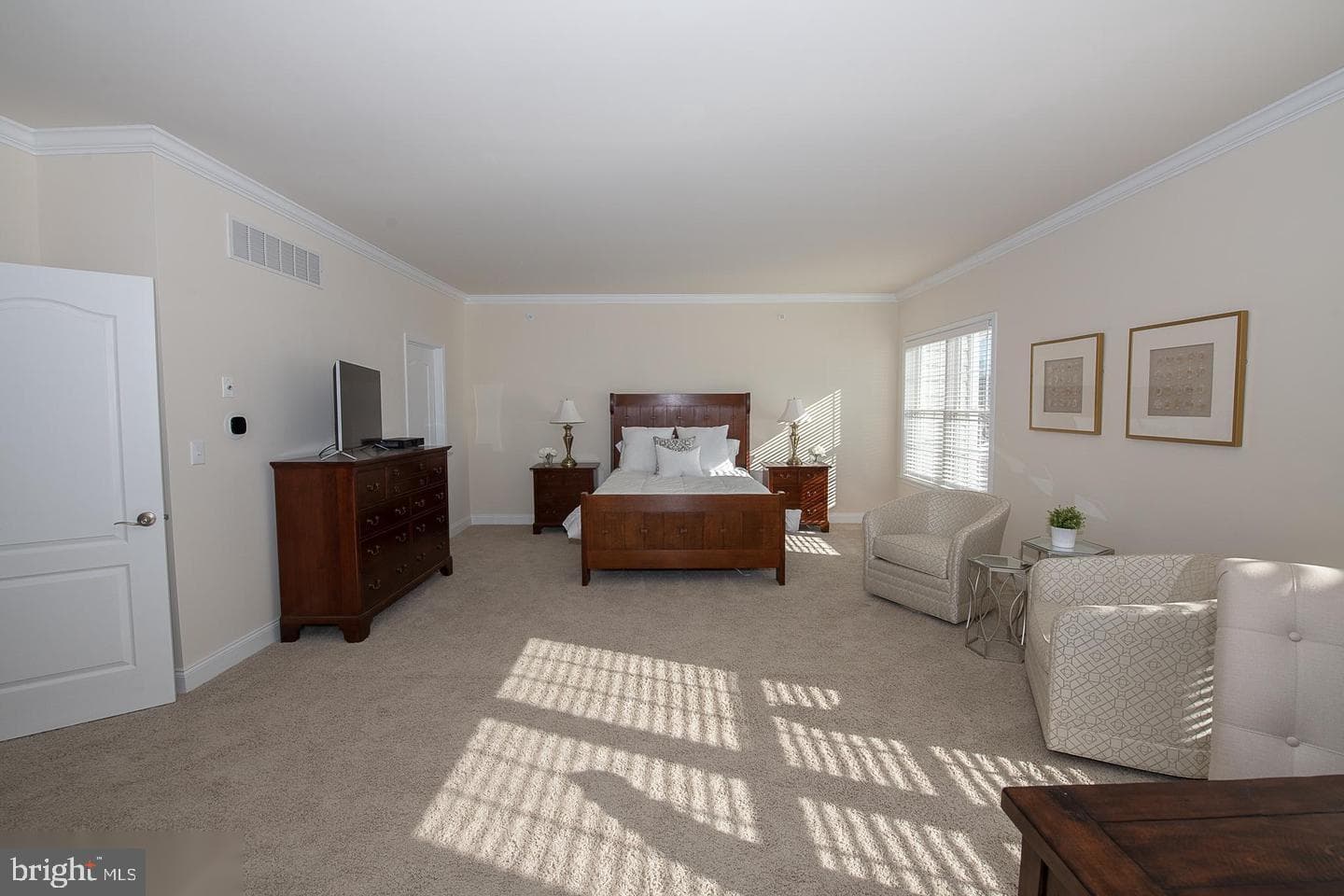 3704 Liseter Gardens photo 39