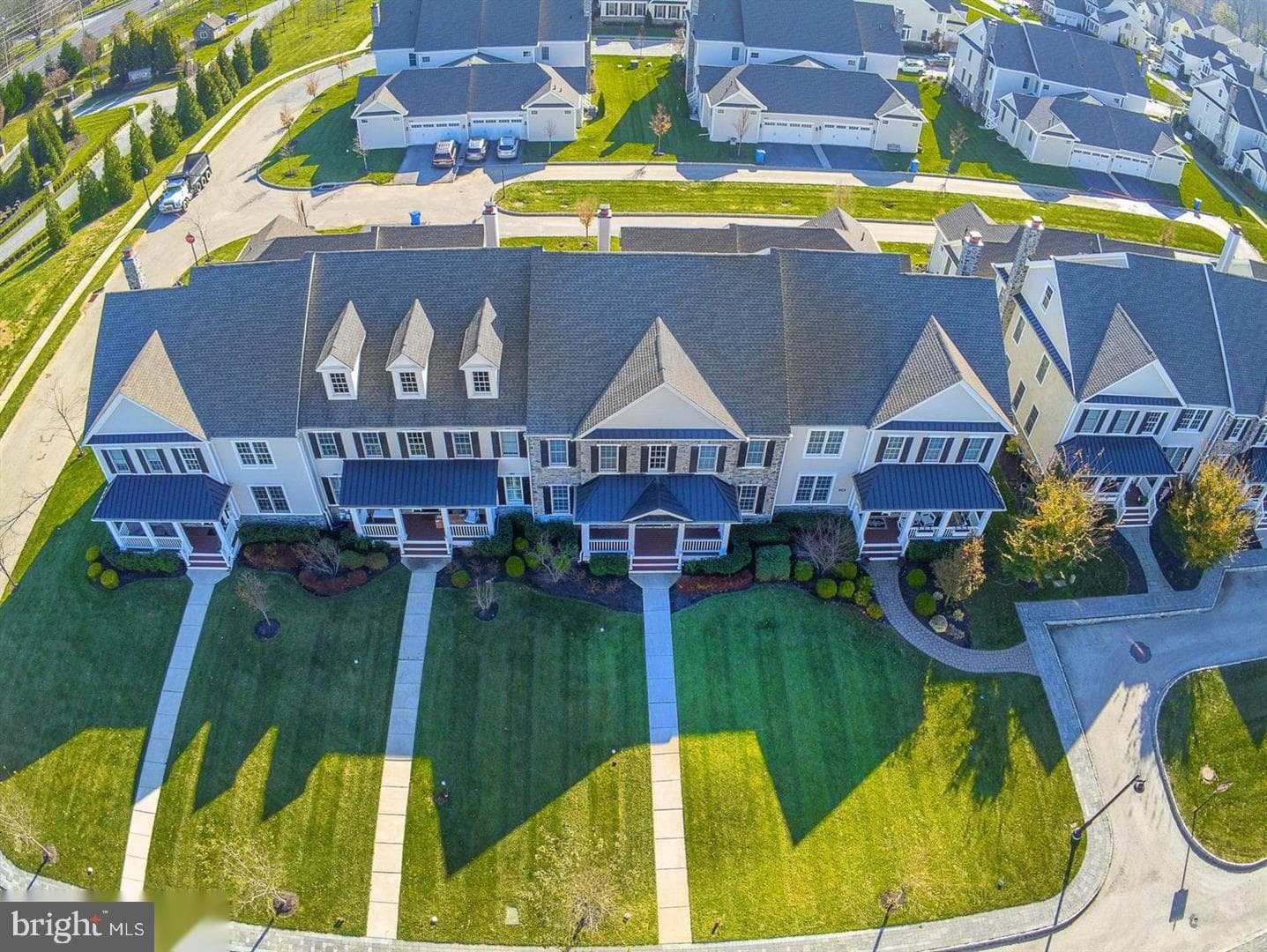 3704 Liseter Gardens photo 54
