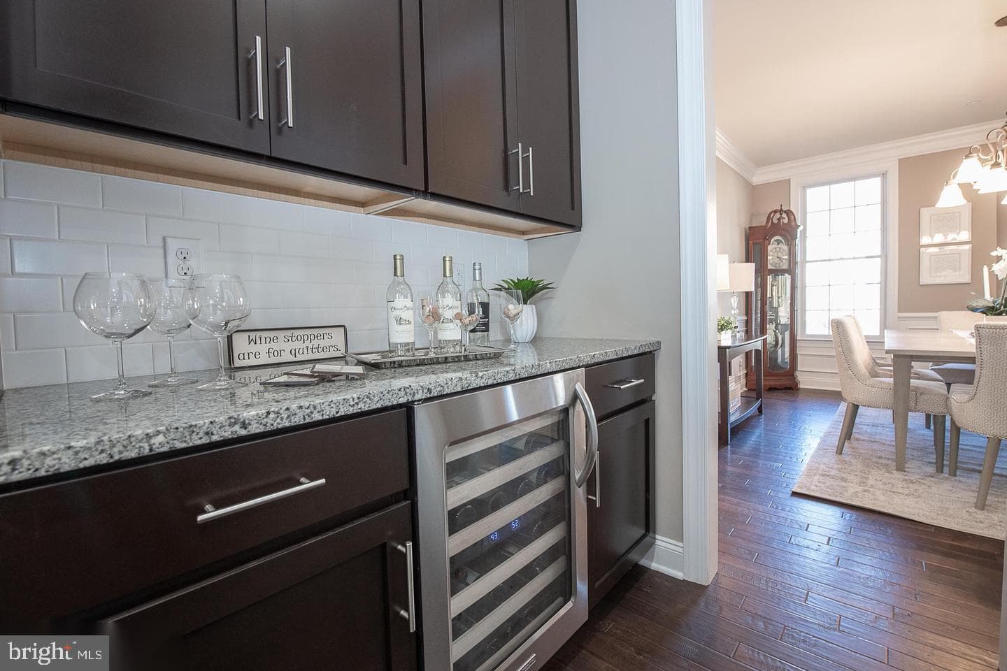 3704 Liseter Gardens photo 8