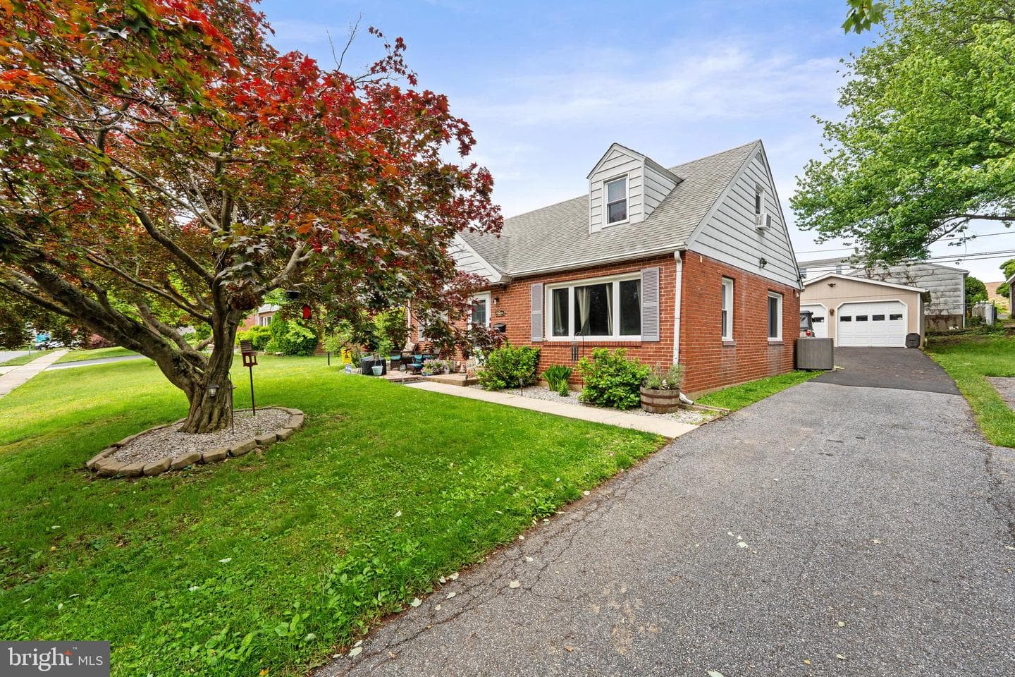 478 Granite Terrace photo 2