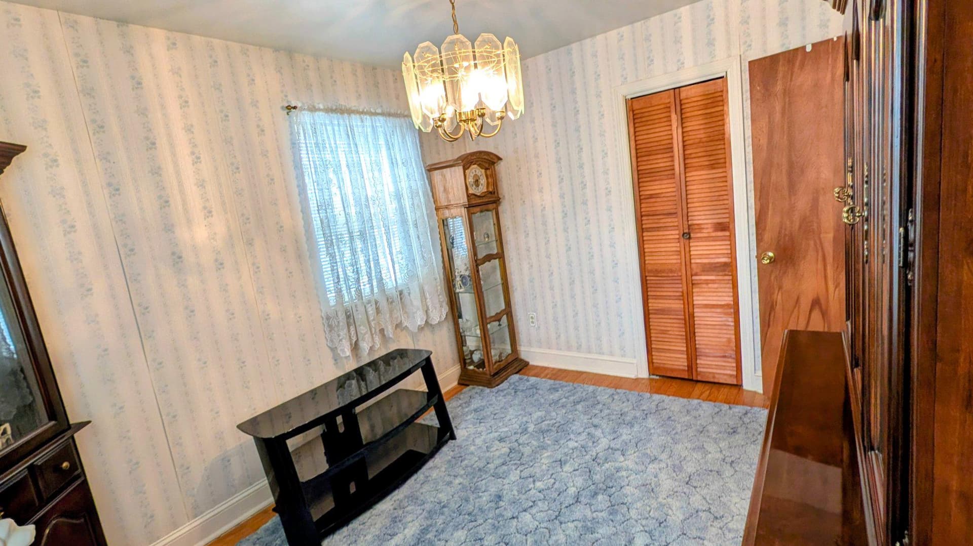 429 Evergreen Avenue photo 19