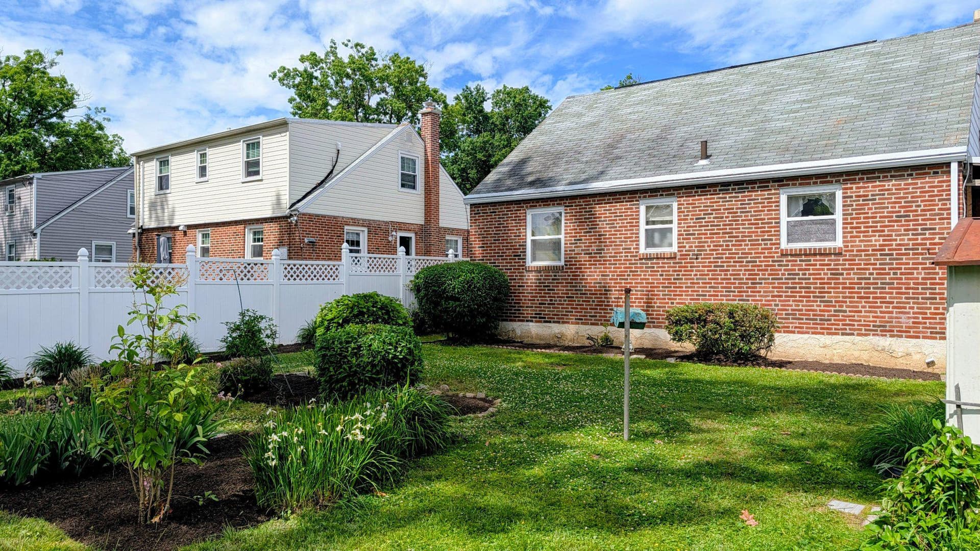 429 Evergreen Avenue photo 24