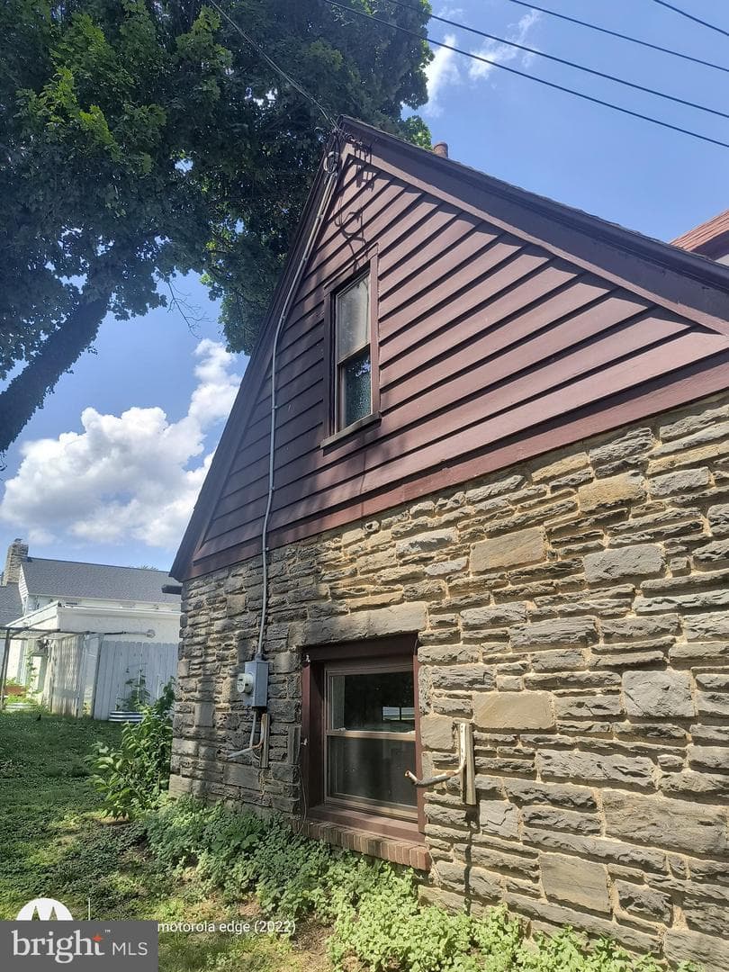 522 Brookfield Road photo 32