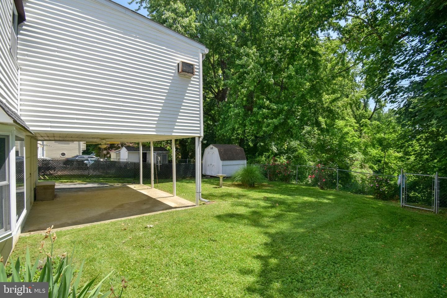 411 Sharp Avenue photo 21