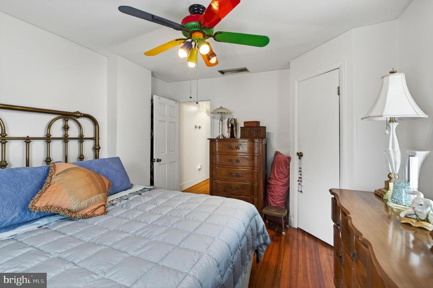 4941 Greenwood Street photo 18