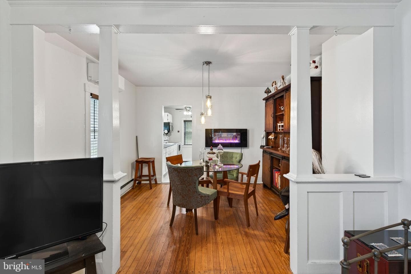 4941 Greenwood Street photo 7