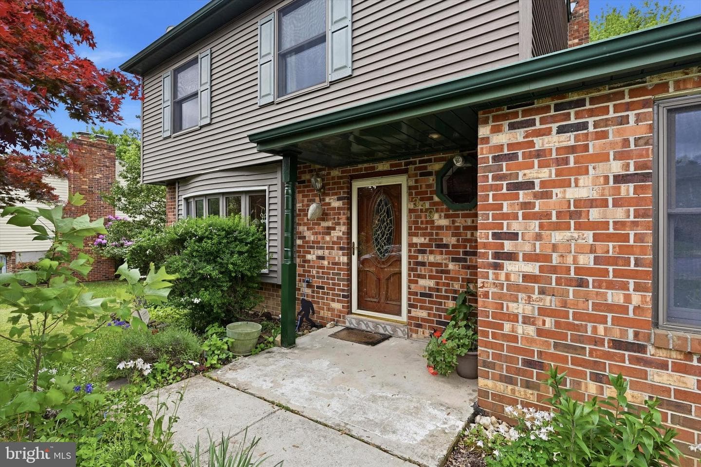319 Willowbrook Road photo 2