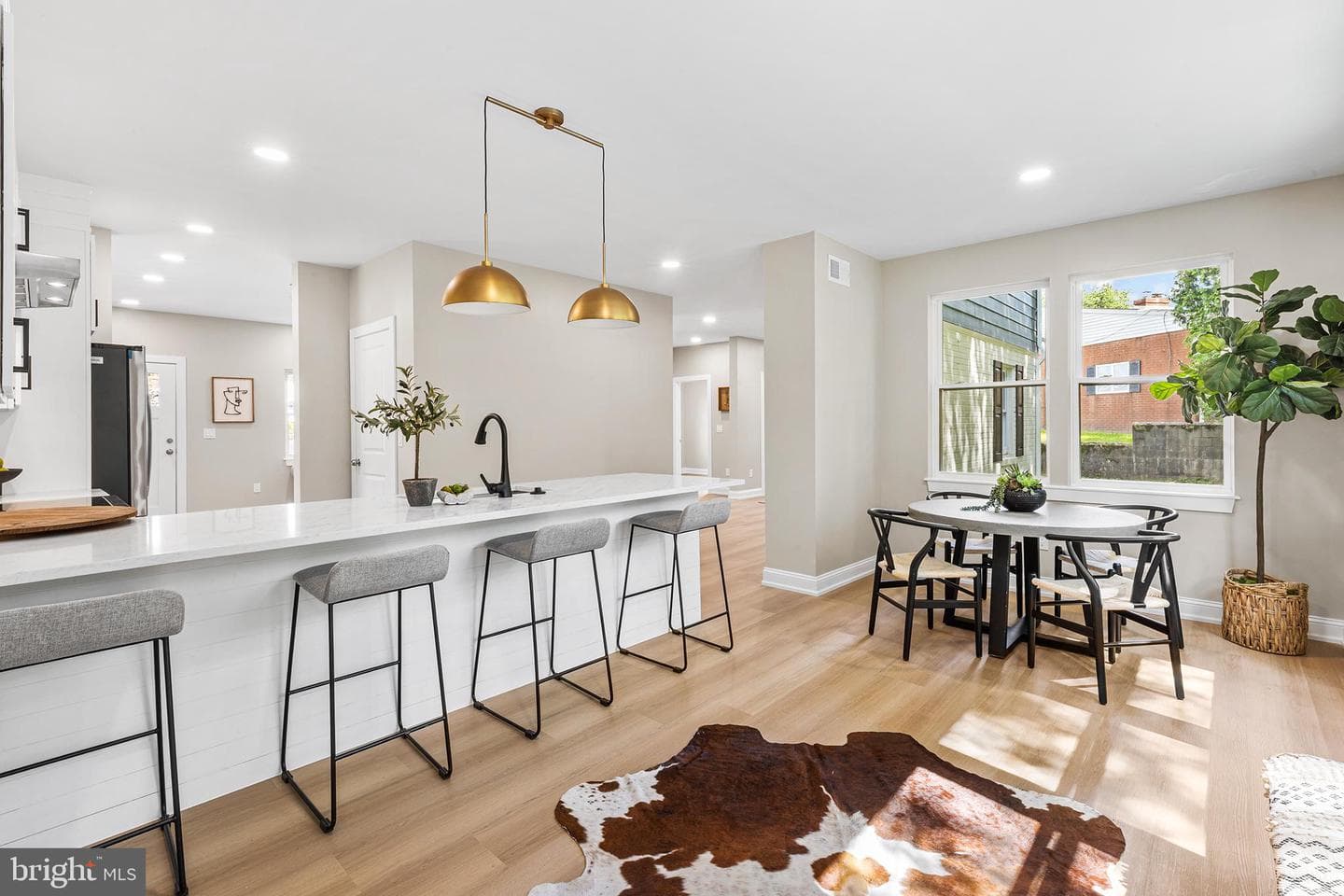 2016 Woodside Lane photo 12