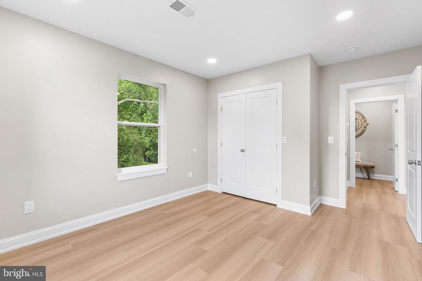 2016 Woodside Lane photo 25