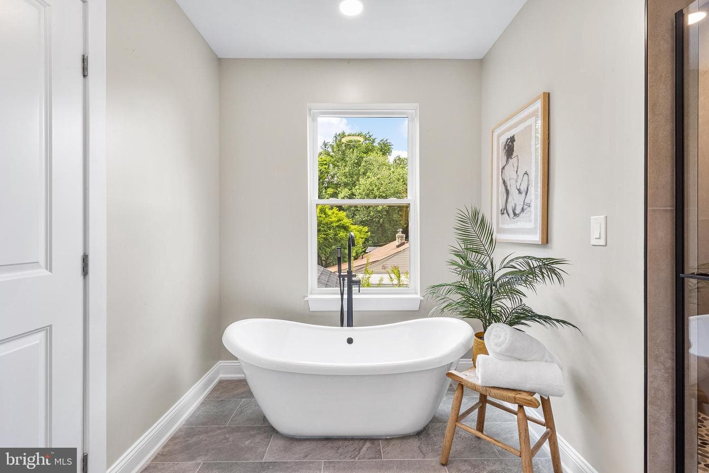 2016 Woodside Lane photo 32