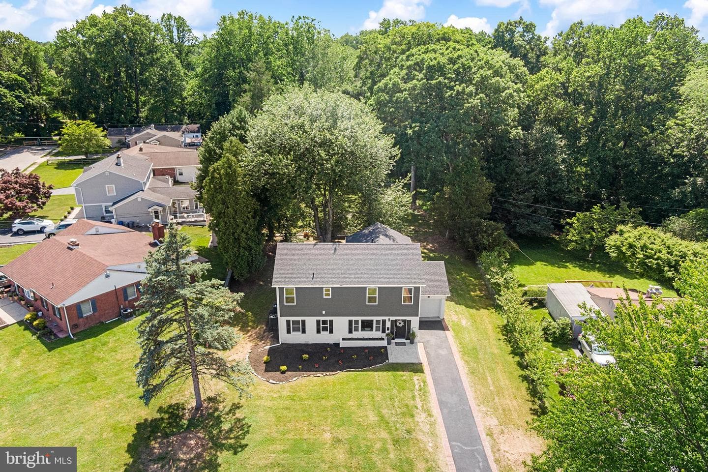 2016 Woodside Lane photo 43