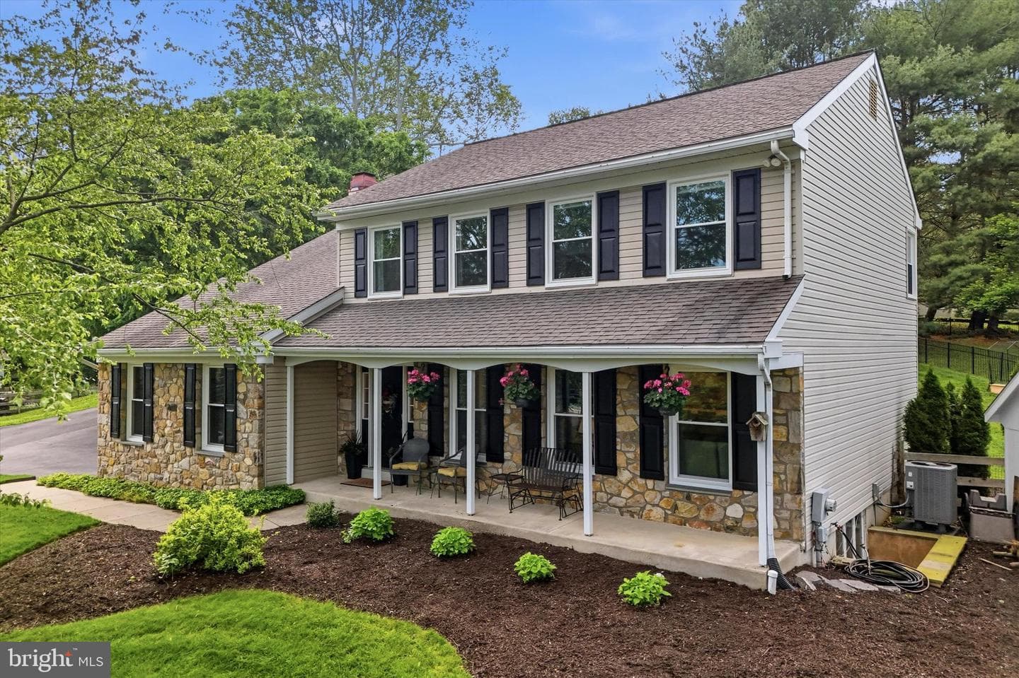 272 Crum Creek Road photo 1