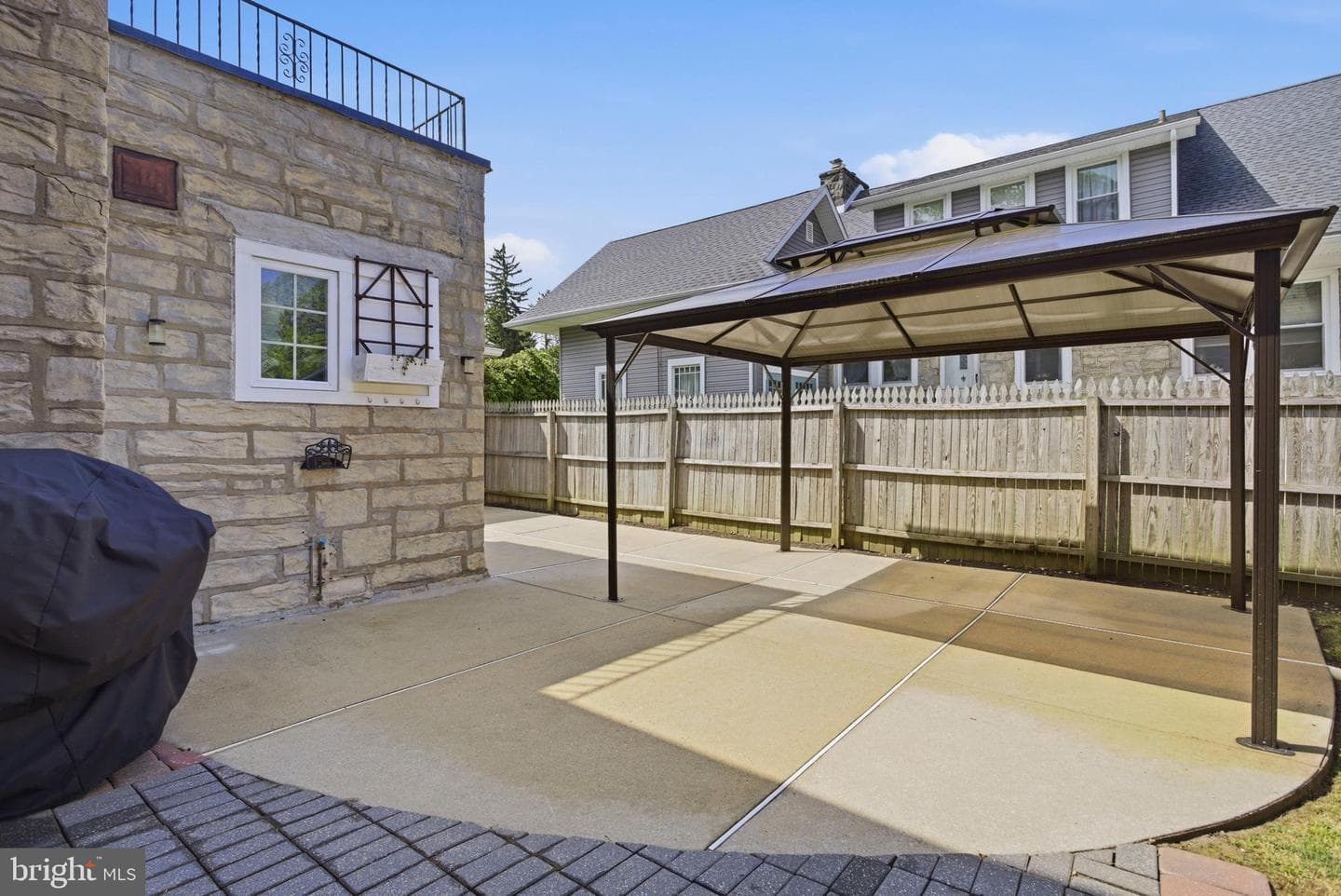 614 Drexel Avenue photo 44