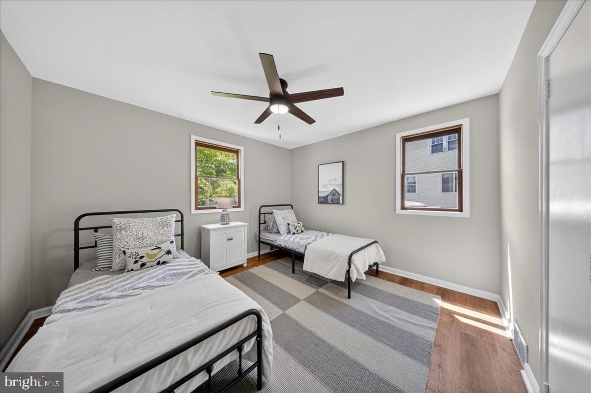 3405 Victor Avenue photo 17