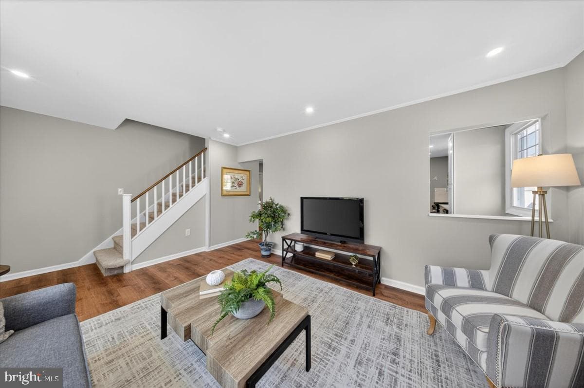 3405 Victor Avenue photo 6