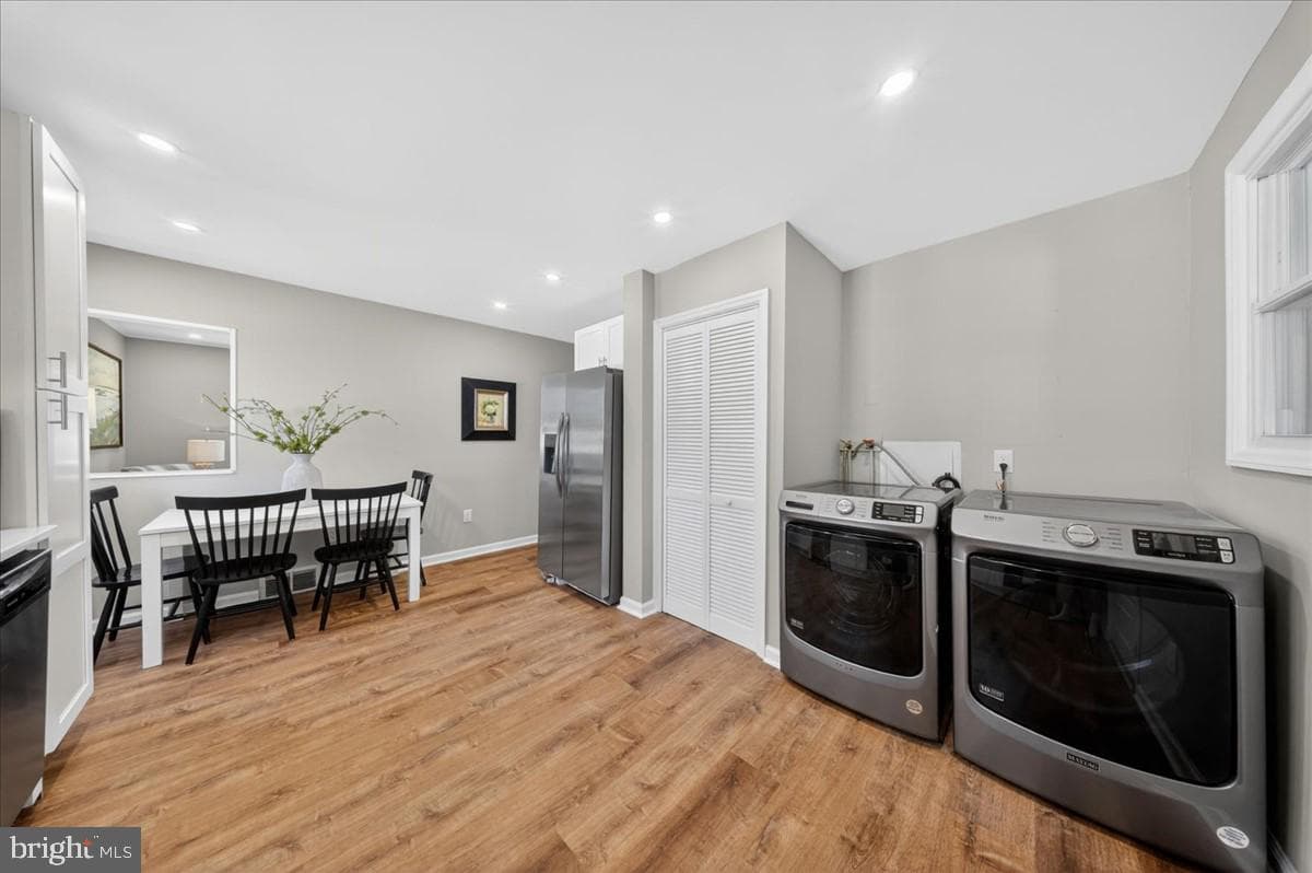 3405 Victor Avenue photo 9