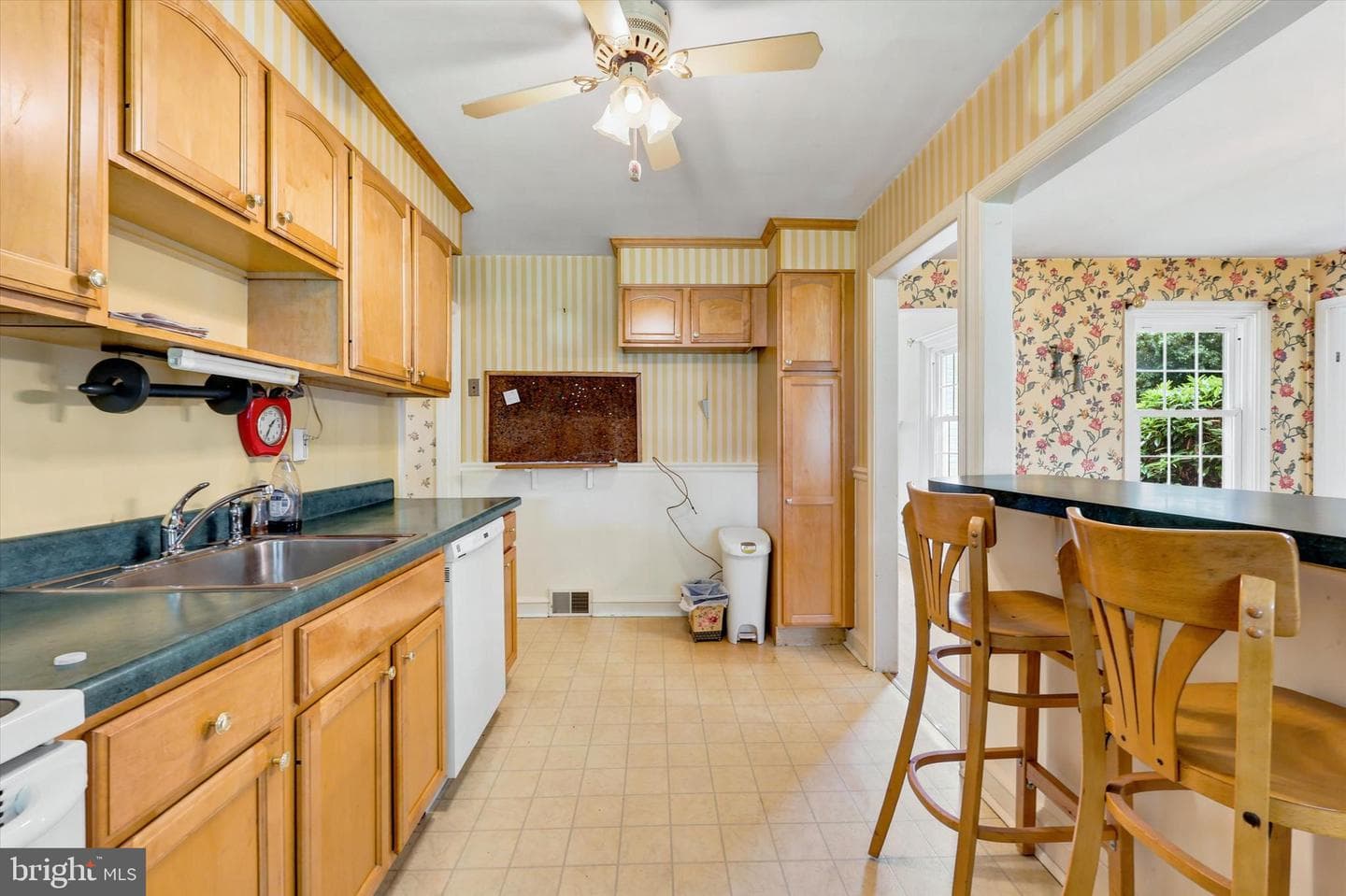 308 Henry Lane photo 11